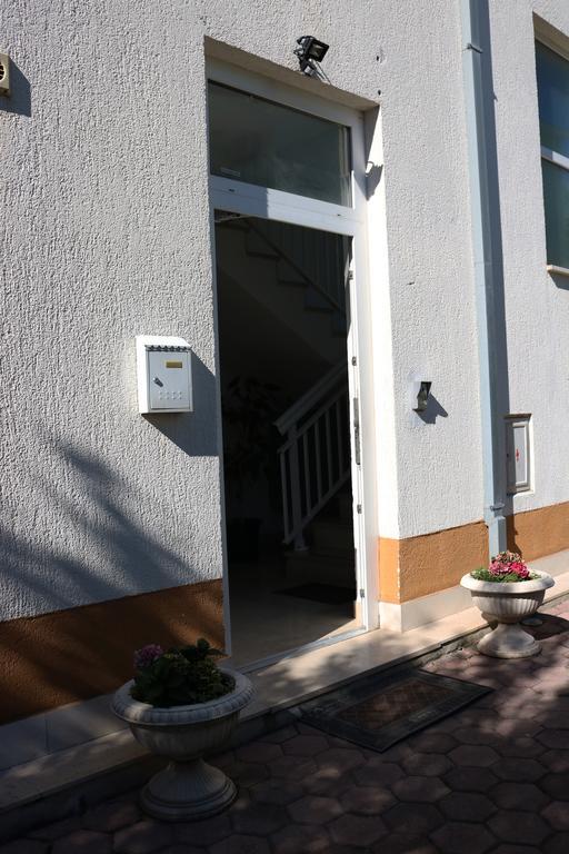 Guest House Ivo Стобрек Экстерьер фото