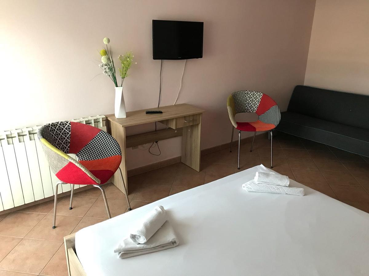 Guest House Ivo Стобрек Экстерьер фото