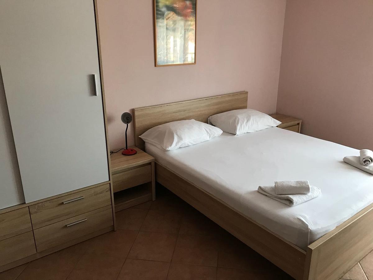 Guest House Ivo Стобрек Экстерьер фото