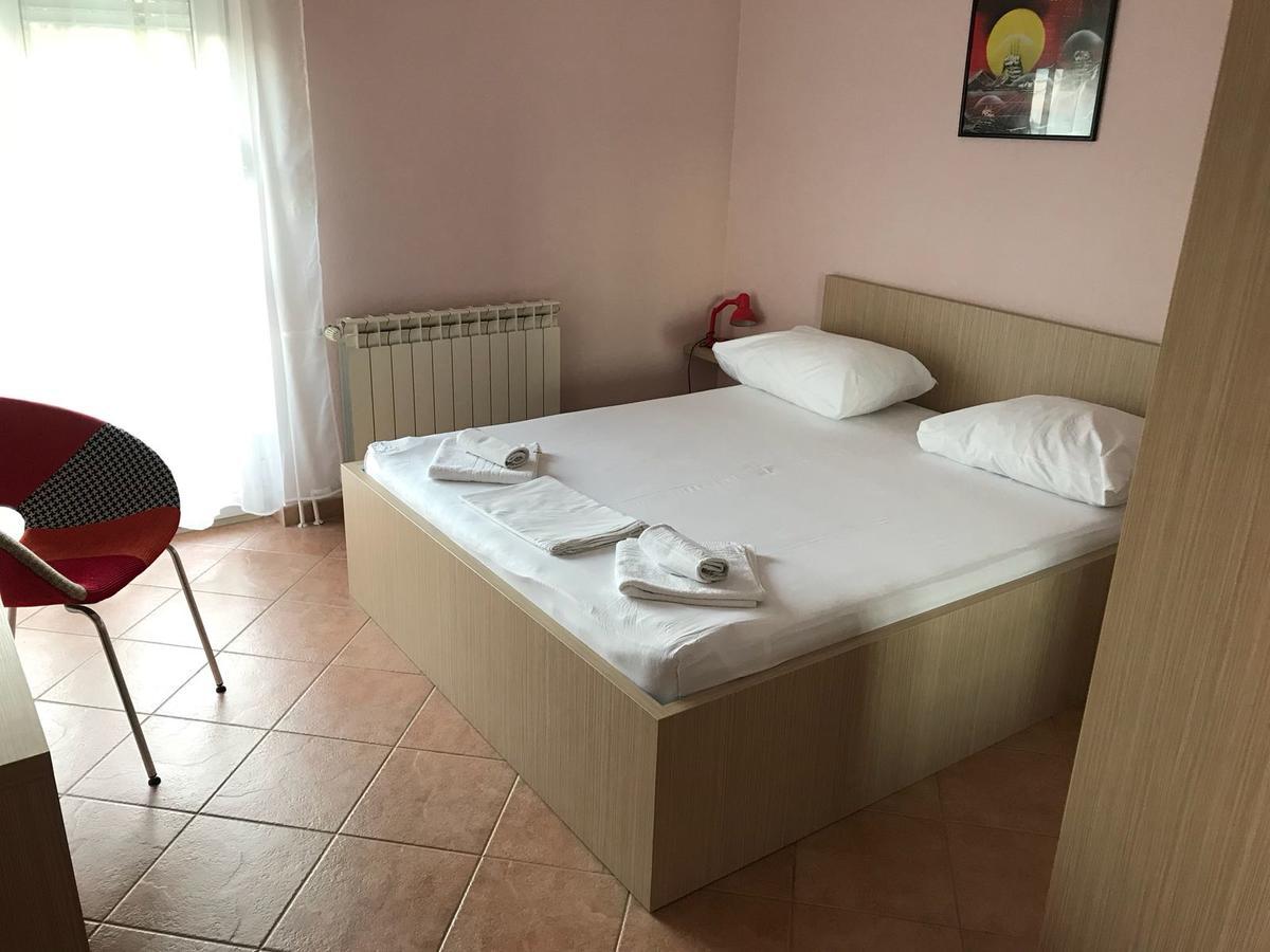 Guest House Ivo Стобрек Экстерьер фото
