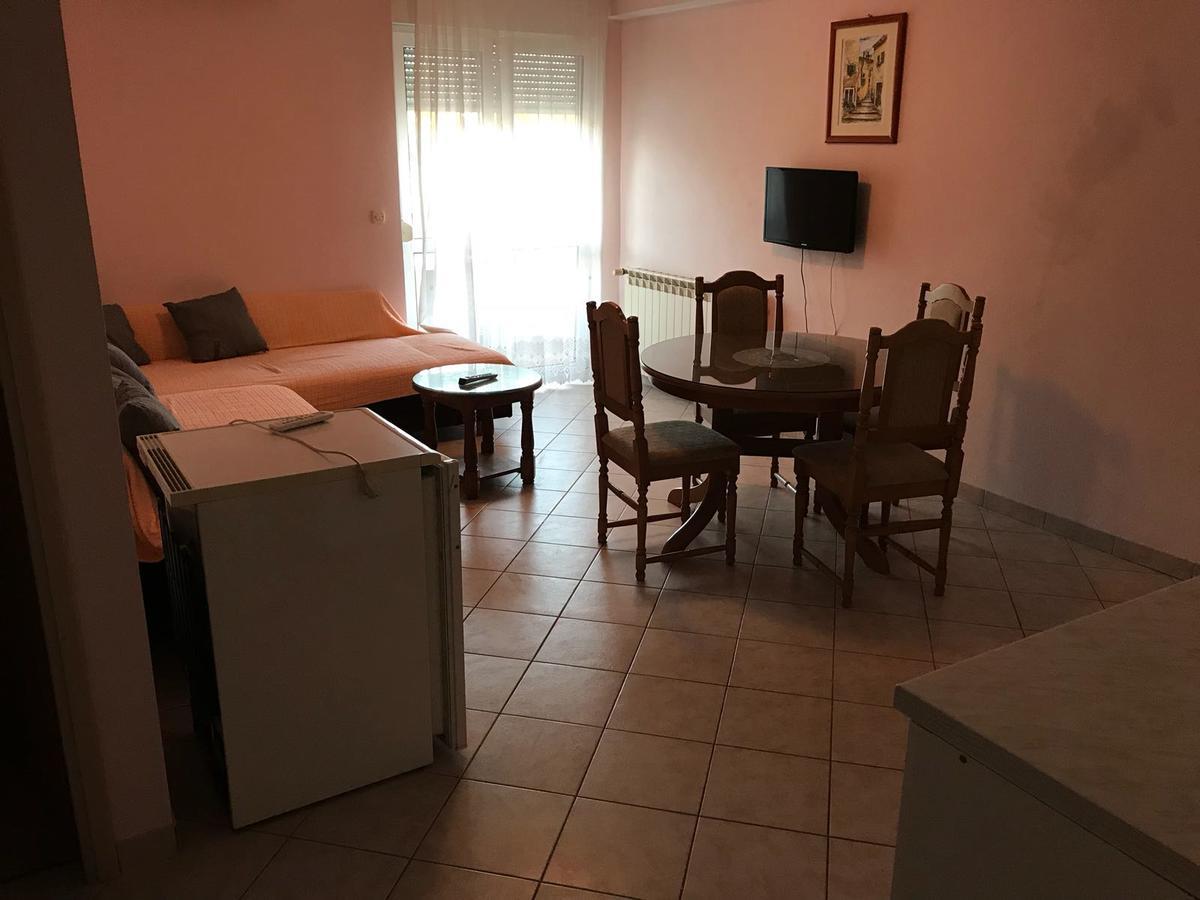 Guest House Ivo Стобрек Экстерьер фото