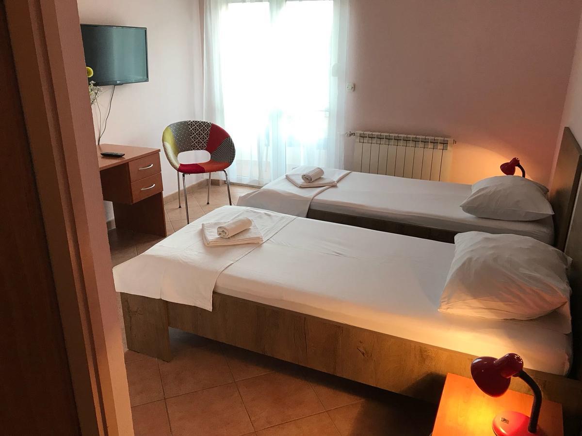 Guest House Ivo Стобрек Экстерьер фото