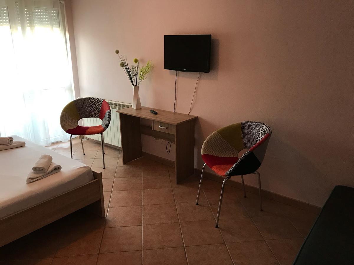 Guest House Ivo Стобрек Экстерьер фото