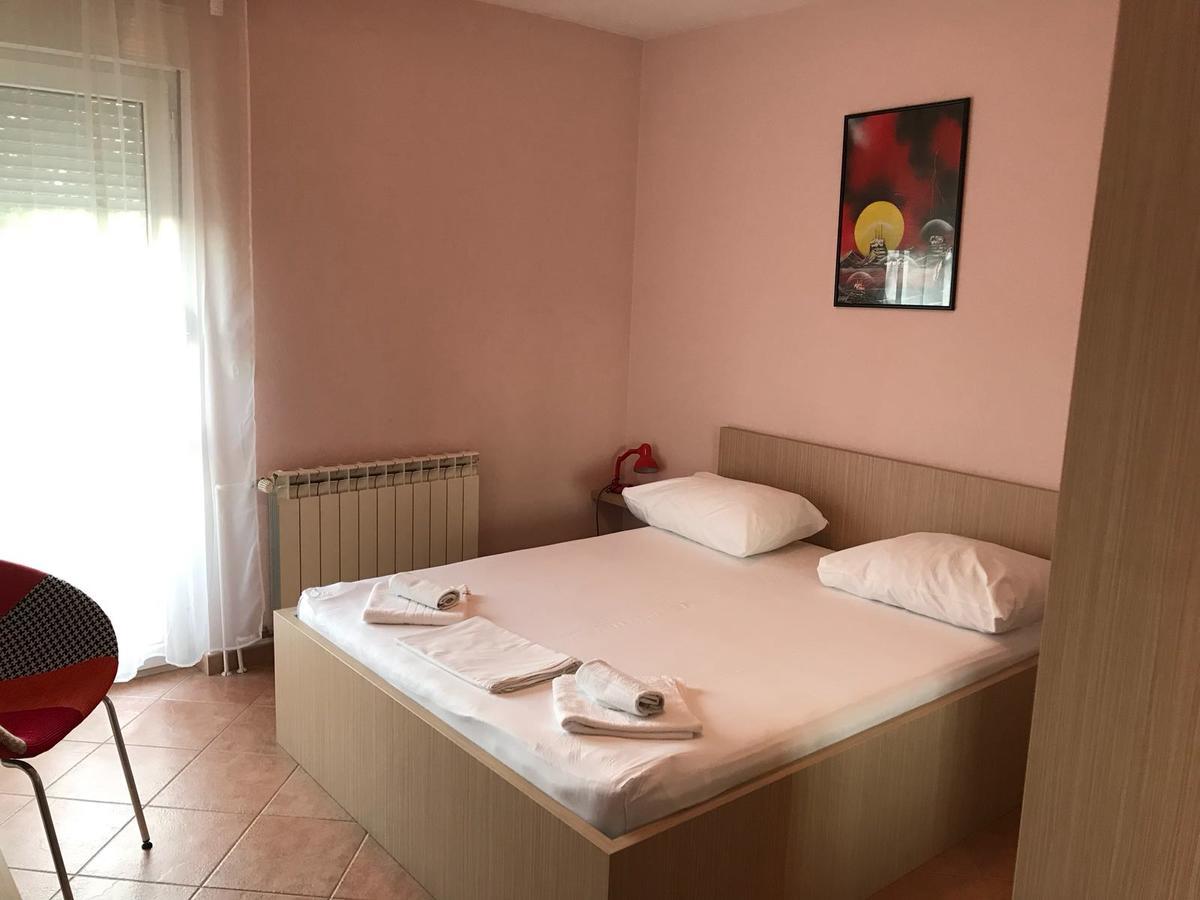 Guest House Ivo Стобрек Экстерьер фото